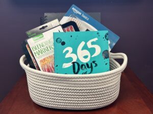 Prize bundle with a sketchbook, 365 Days of art book, sketch and drawing art pencil kit (17 pieces), and Crayola blending markers