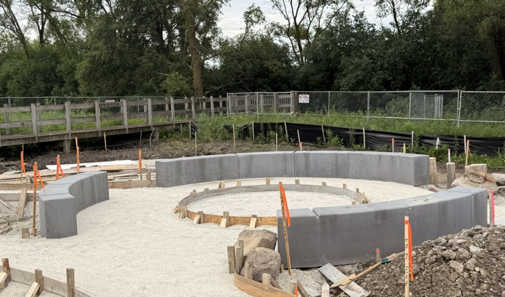 Council Ring/circular concrete seating